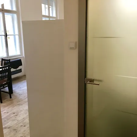 Hybernska * Prague