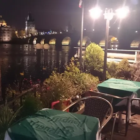 Hybernska * Praag